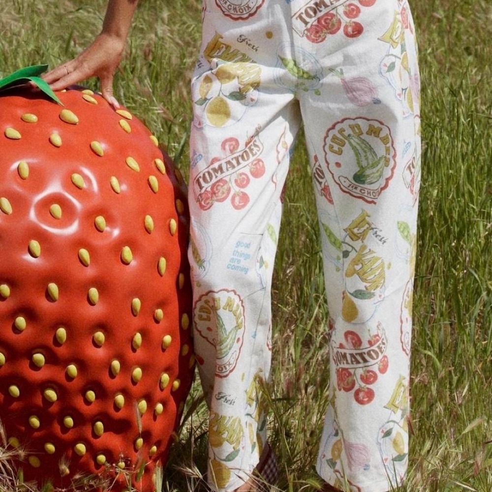 COTTON MID RISE FRUIT GRAPHIC BARREL-LEG TROUSERS Pants Small New C-9
